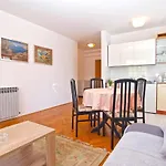 Apartments Puntizela 727
