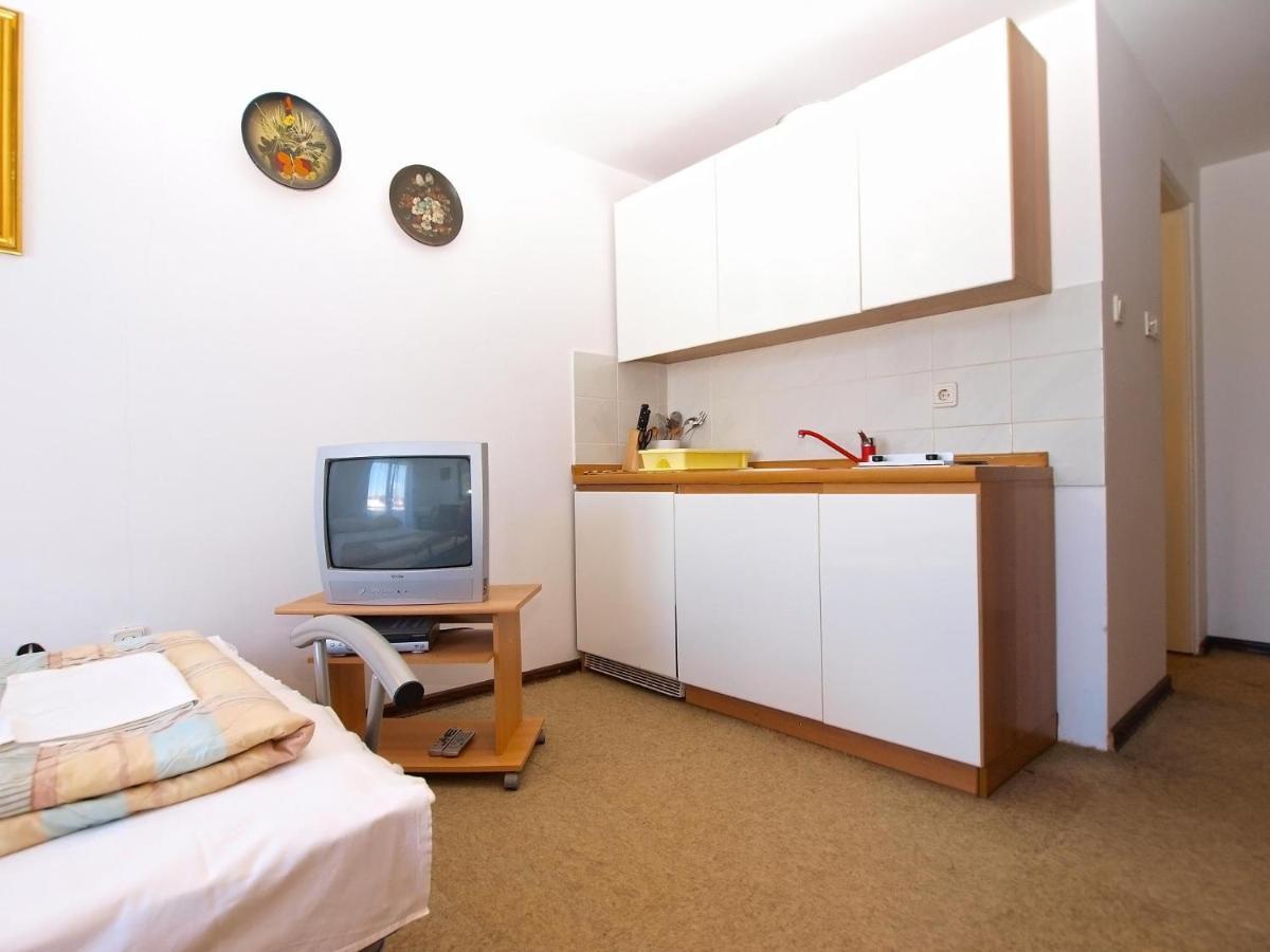 Puntizela 727 Apartmán Pula