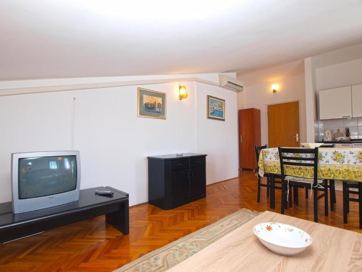 Puntizela 727 Apartmán *
