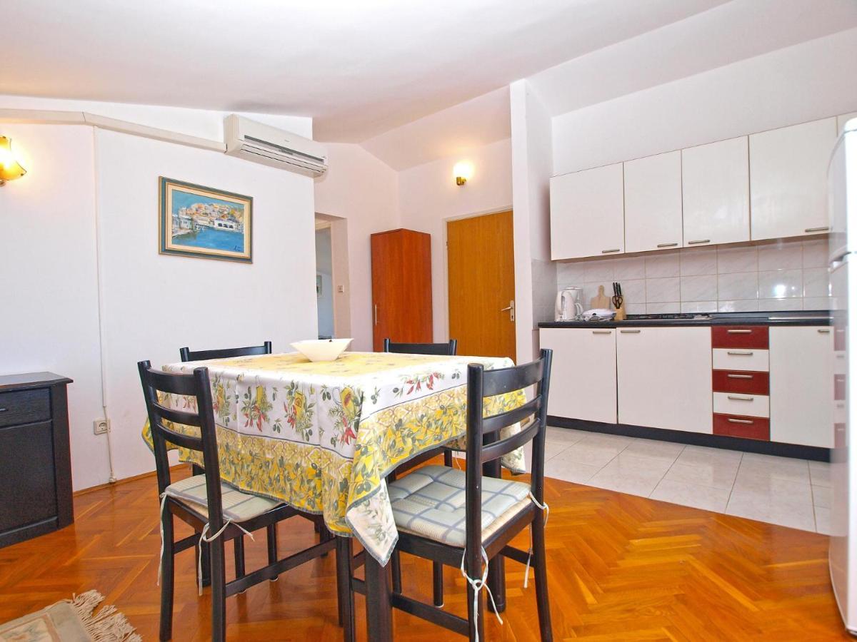 Puntizela 727 Apartmán *